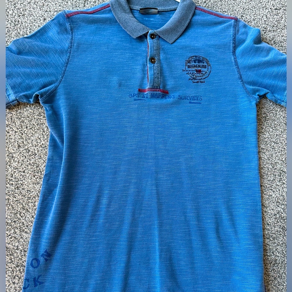 Napapirjri short sleeve polo boys size 14 runs small can fit 10 boys